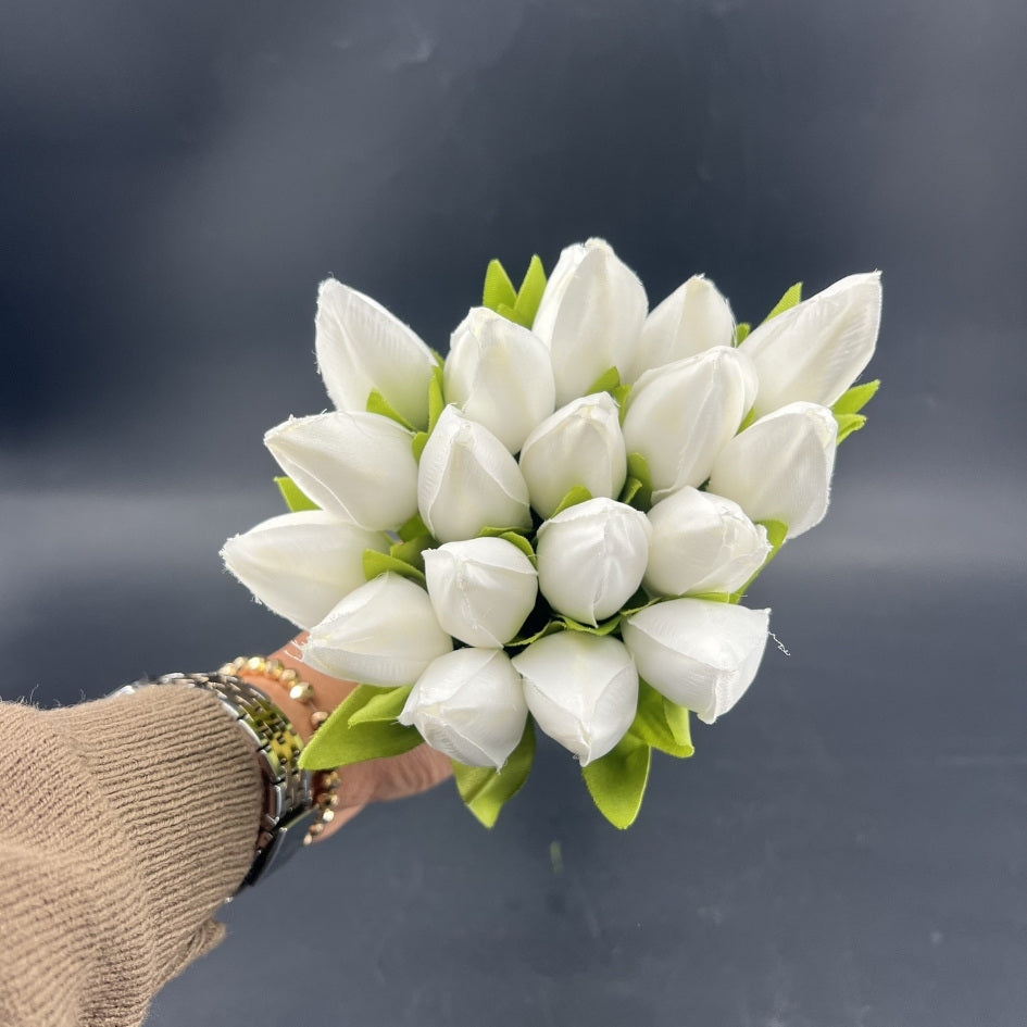 Bouquet fleurs blanches artificielles élégant