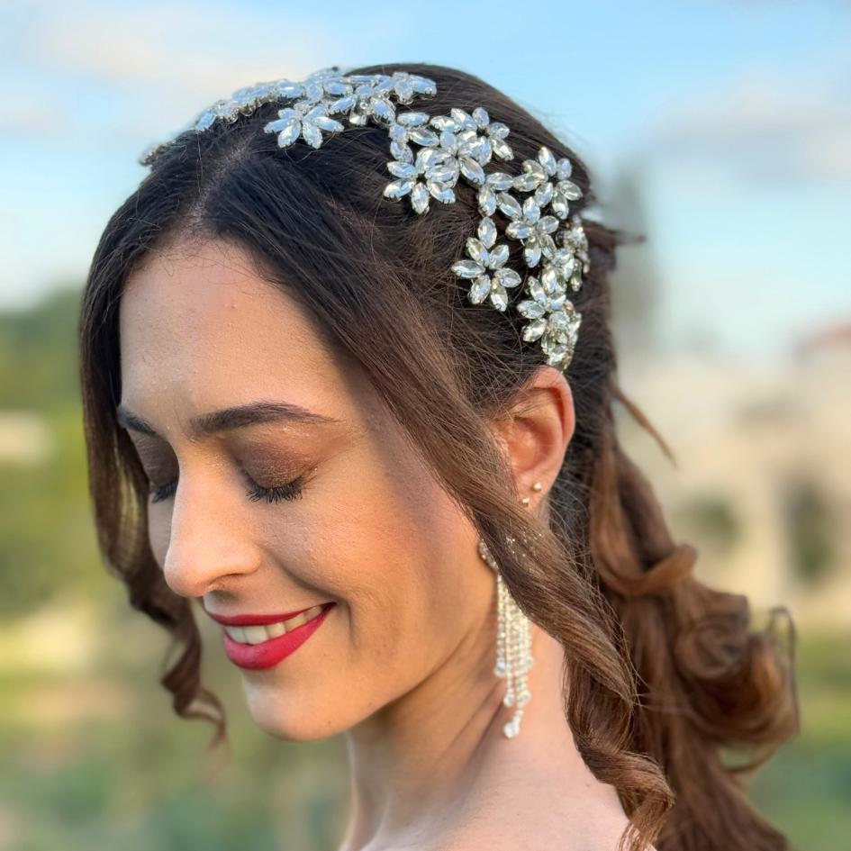 Accessoire de coiffure floral en strass