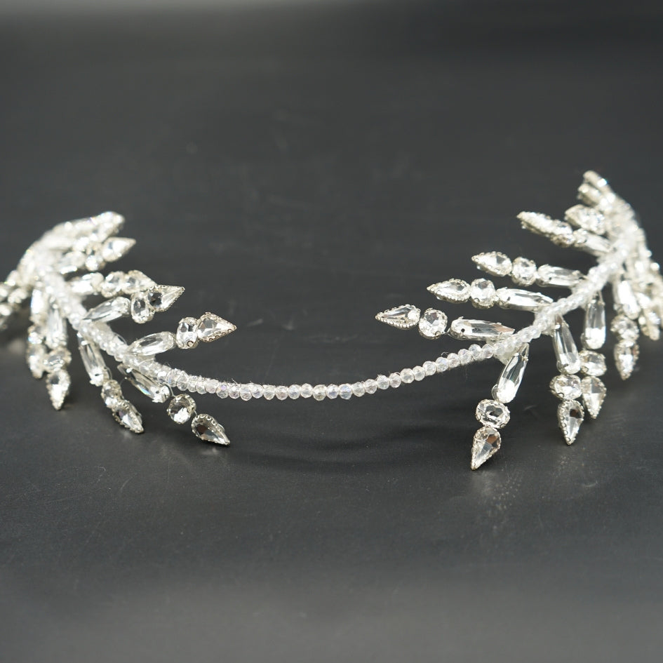 Broche de mariage à motif feuillage en cristal