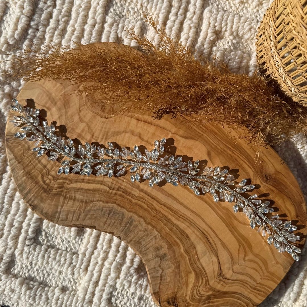 Broche de Mariage Blanche pour Cheveux Inspiration Florale