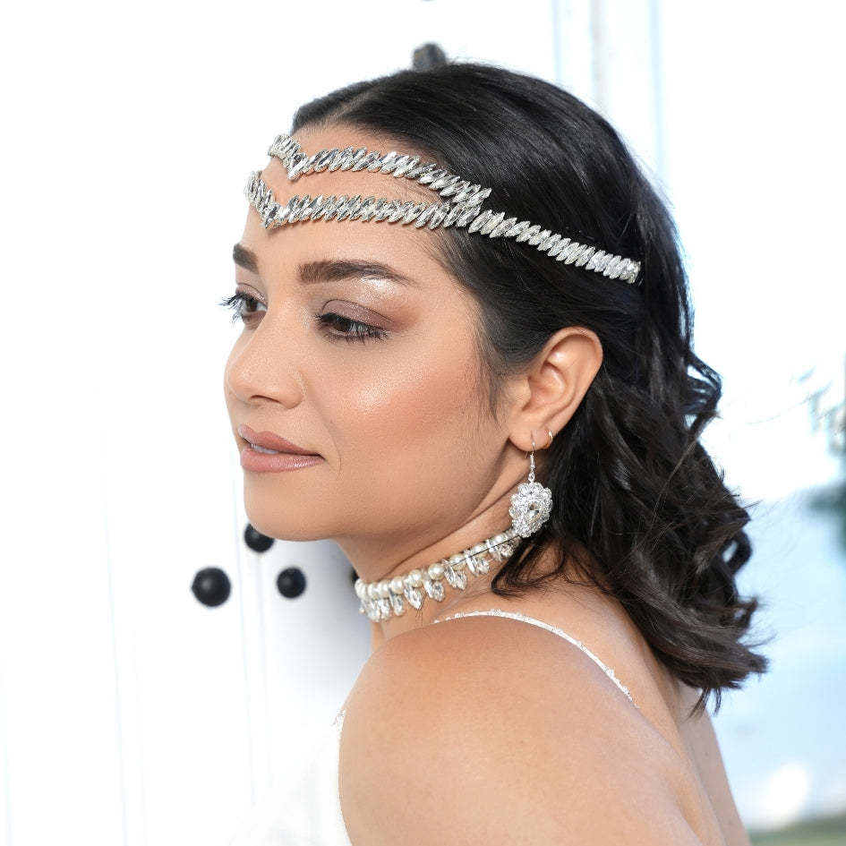 Broche de Mariage Blanche pour Cheveux Style V en Cristaux