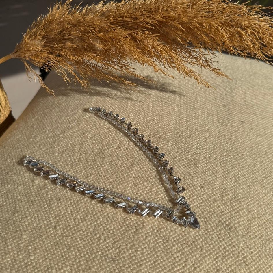 Broche de Mariage Blanche pour Cheveux en Cristaux