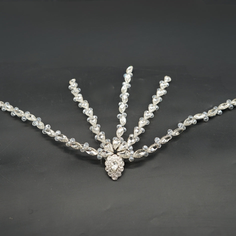 Broche de Mariage Blanche Couture en Cristaux Artisanale