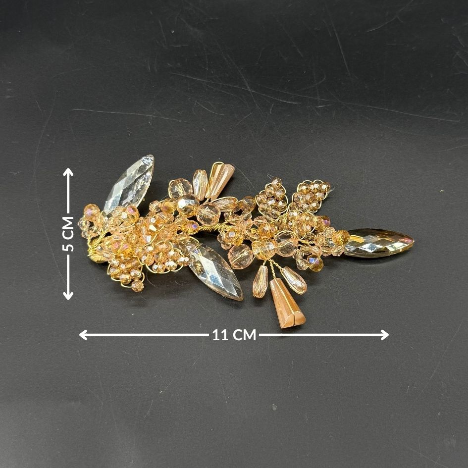 Broche Dorée Cristaux Élégance Florale Femme
