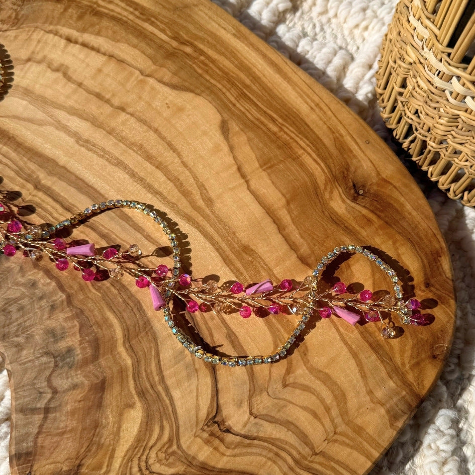 Broche de Mariage Rose et Dorée Ondulée en Cristaux Artisanale