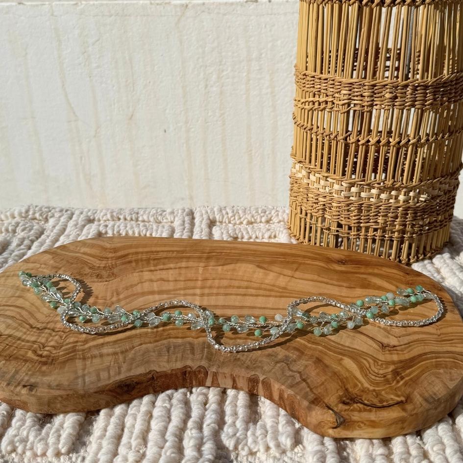 Broche verte élégante