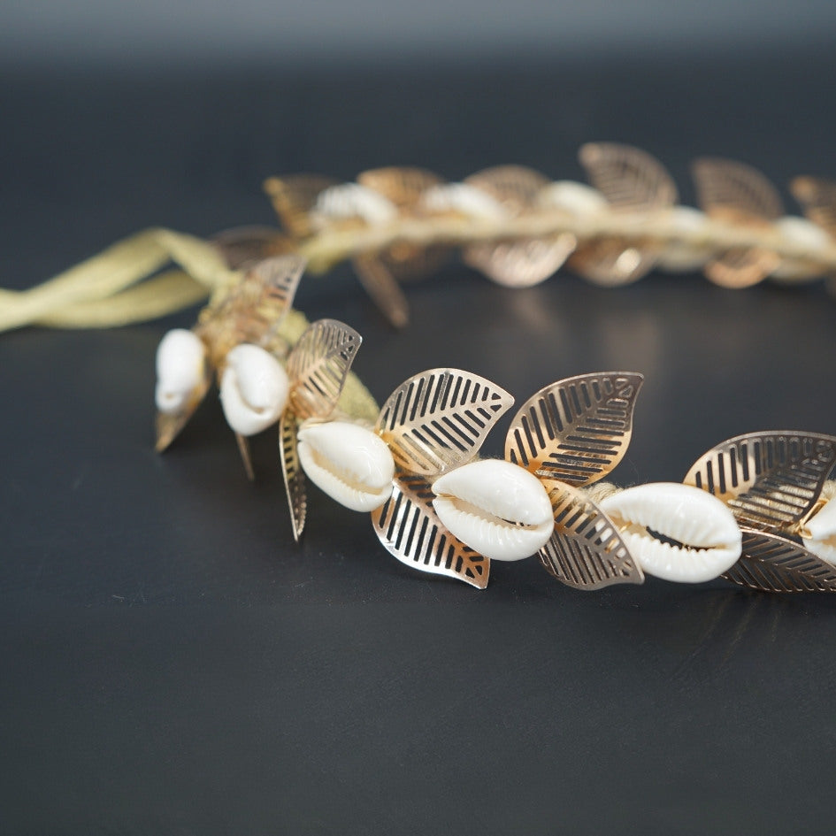 Bandeau mariage doré avec coquillages, fait main