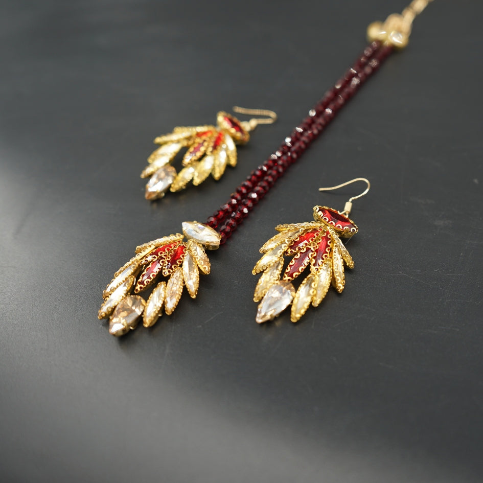 Bijou de cérémonie fait main collier et boucles rouges et dorées