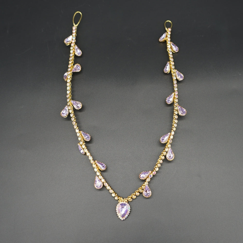 Bijou de tête violet pour mariée élégante style royal