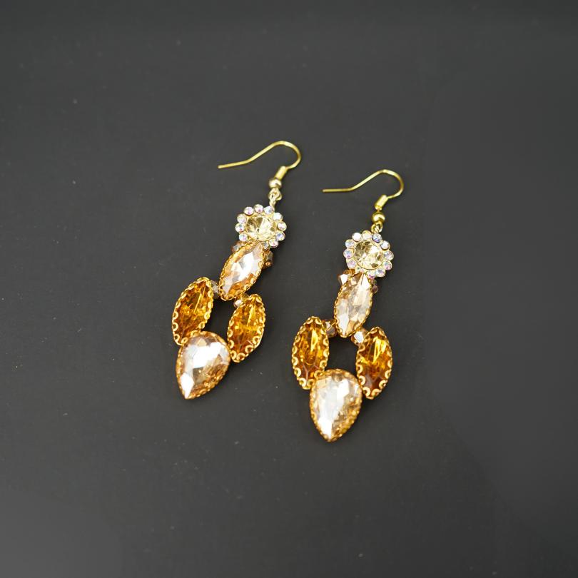 Boucles d'oreilles mariée dorée, boucles d'oreilles Noël, bijoux d'oreilles cristal, boucles d'oreilles de mariée, boucles d'oreilles de mariage