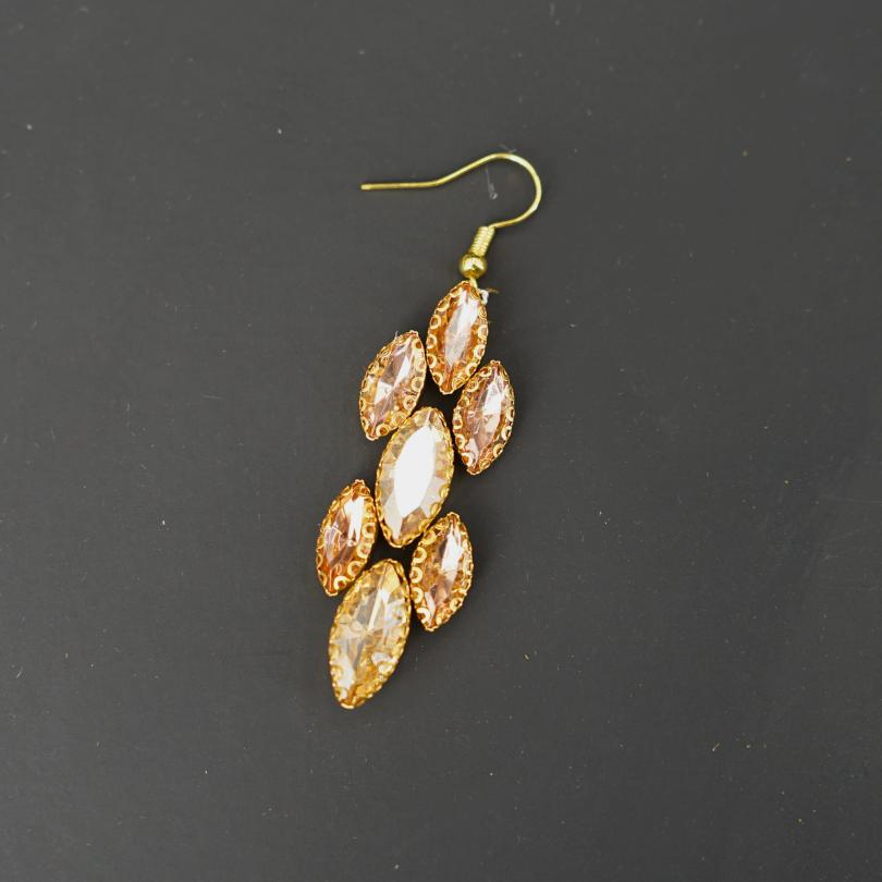 Boucles d'oreilles de mariée, accessoires mariée, boucles d'oreilles de mariée, boucles d'oreilles de mariage, boucles d'oreilles en cristal, boucles d'oreilles délicates