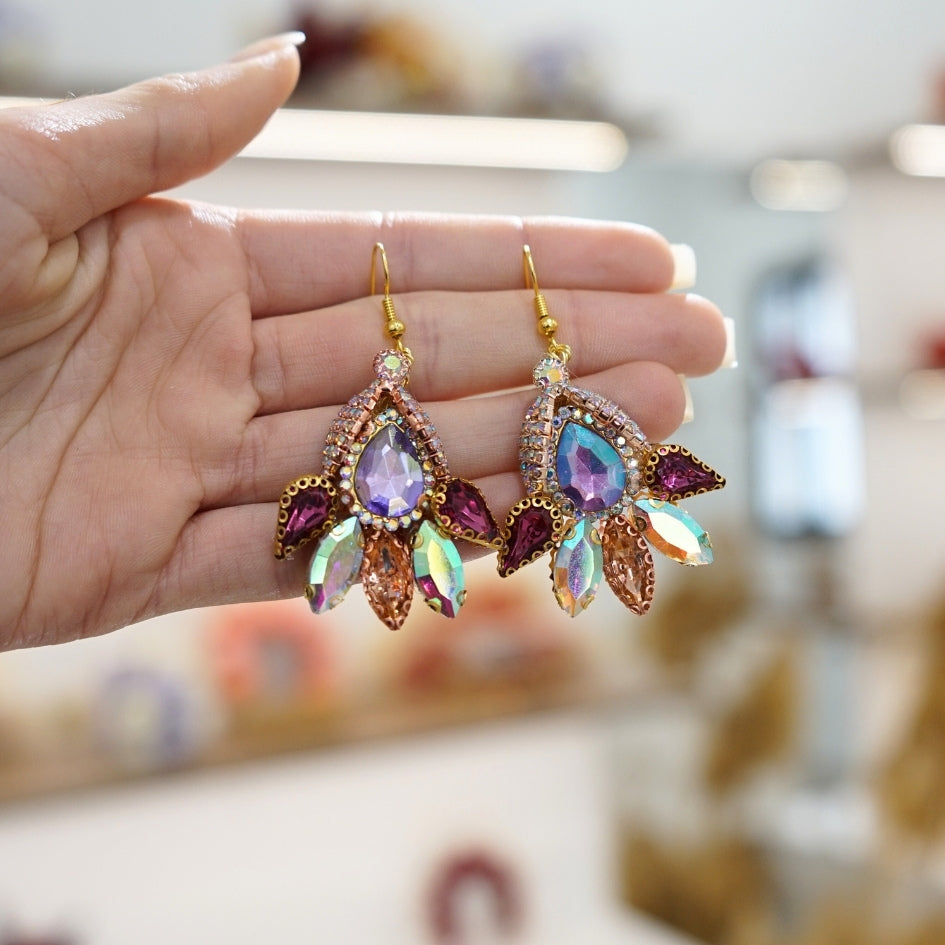 Couronne de mariée en cristaux roses et move – Style royal