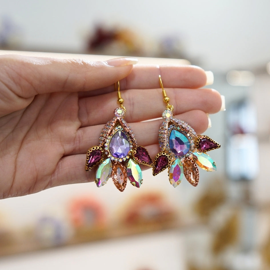 Couronne de mariée en cristaux roses et move – Style royal