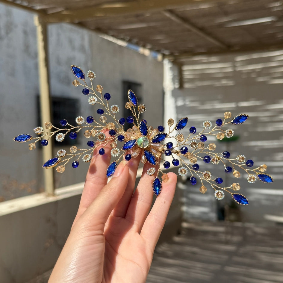 Broche Bleu roi style fleur
