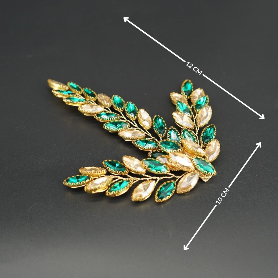 Broche Vintage Feuille en Cristaux Brillants Vert – Accessoire Chic et Élégant