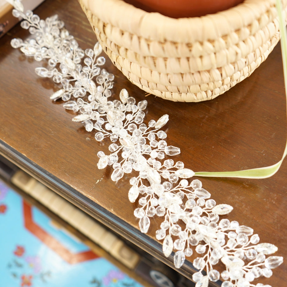 Broche blanc de cheveux pour mariage