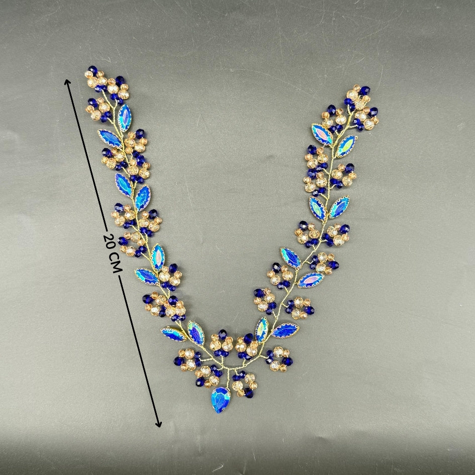 Broche bleu et doré style feuille avec cristaux et perles