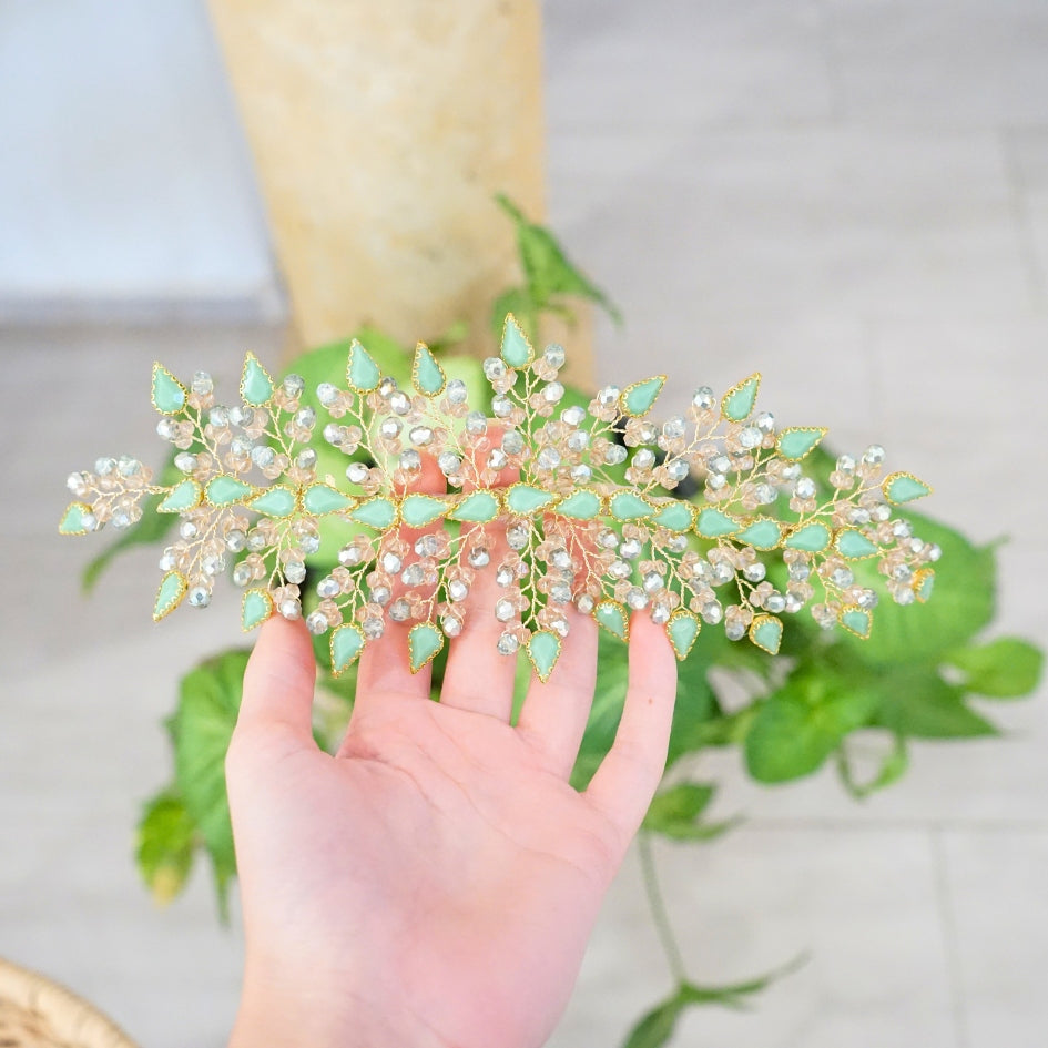 Broche vert et dorée de cheveux pour mariage