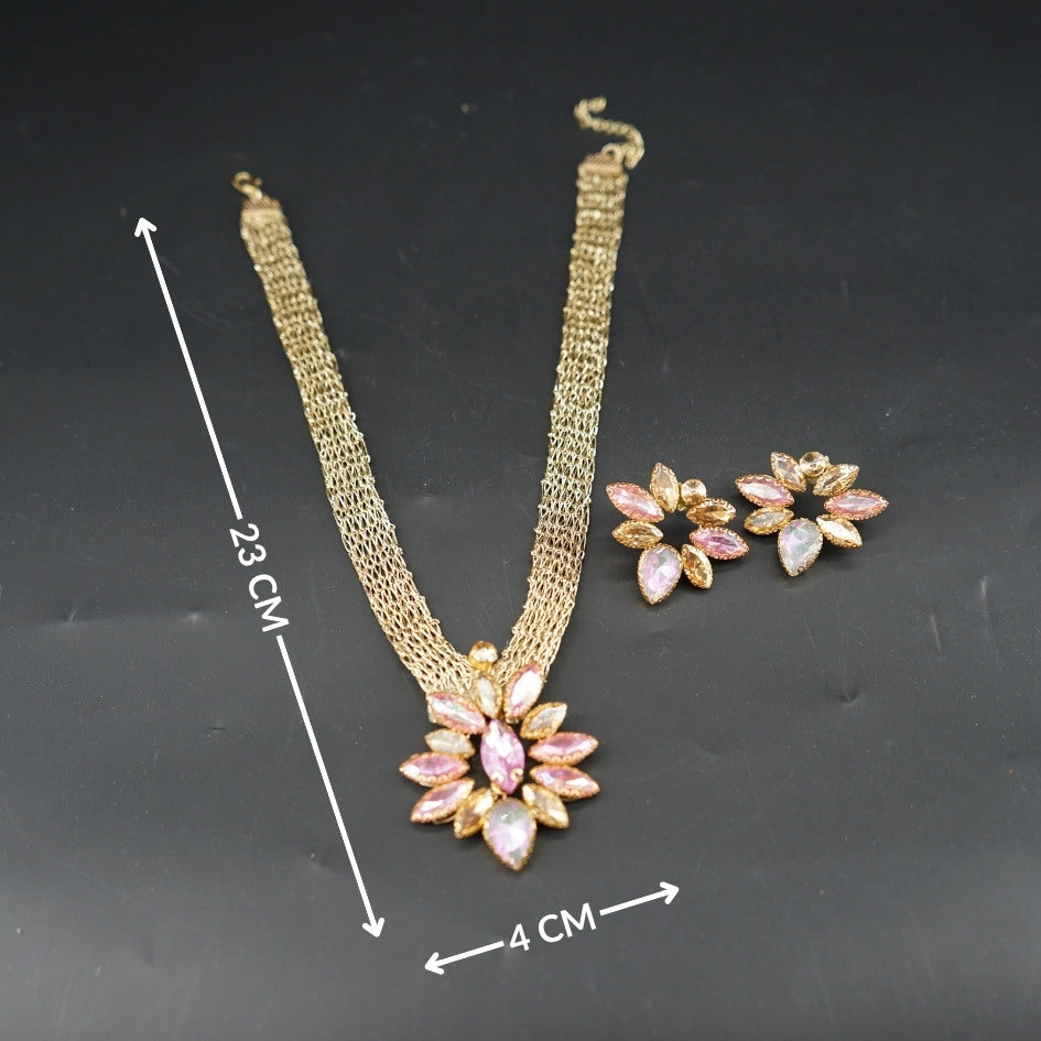 Parure collier doré fleurs pierres