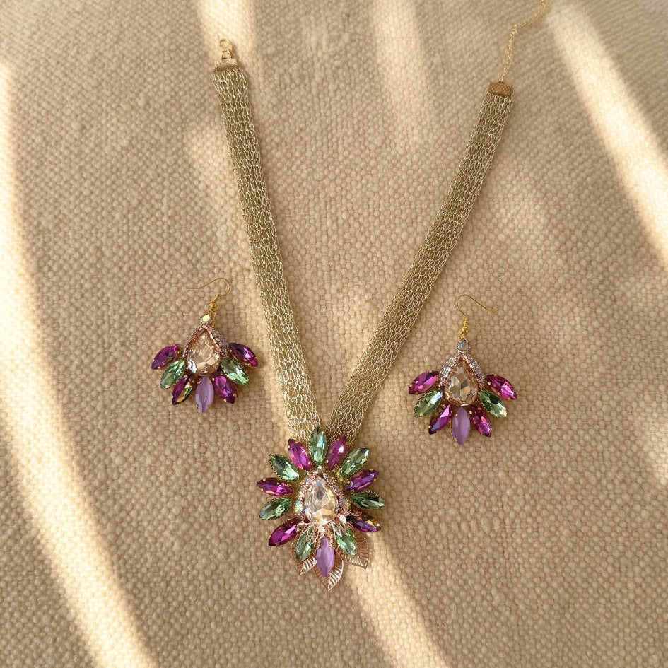 Collier multicolore floral cristaux luxe