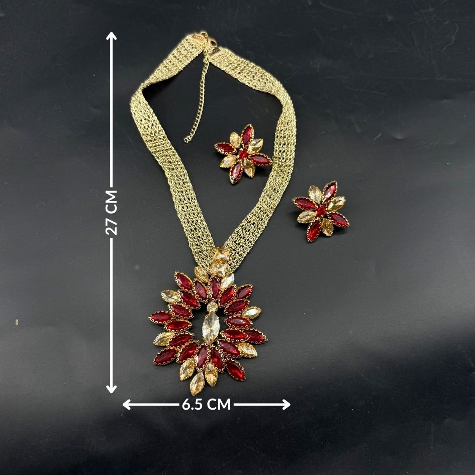 Collier doré rouge cristal floral élégant