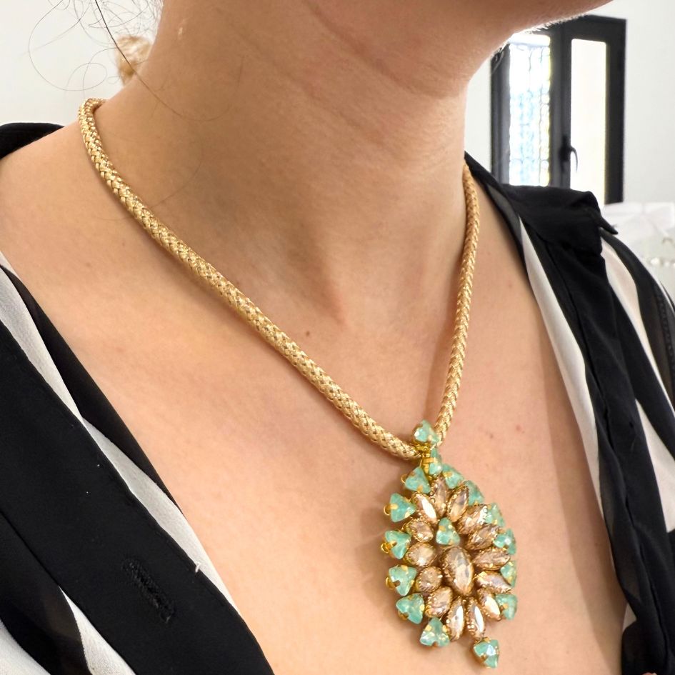 Parure Collier Doré et Boucles d'Oreilles Turquoise