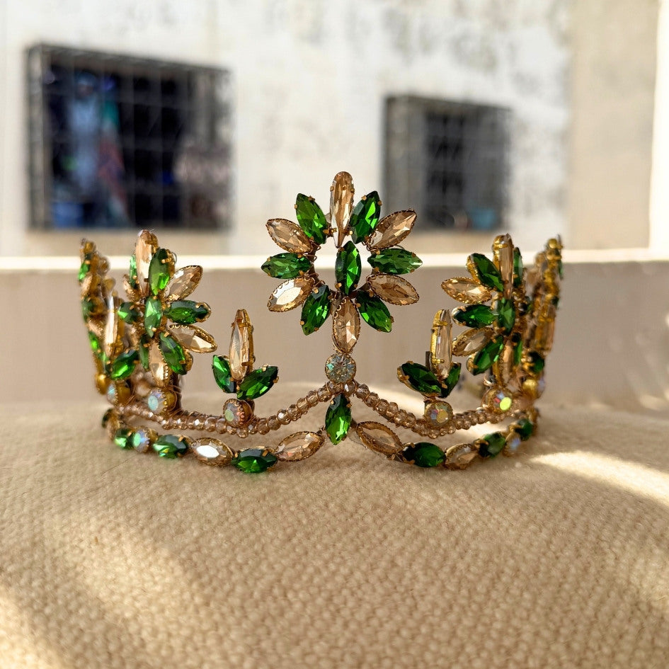 Couronne verte dorée luxe cristaux