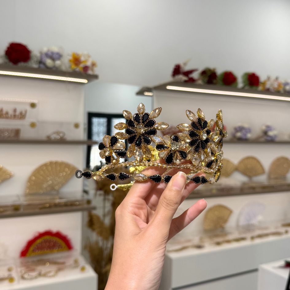 Couronne princesse dorée noire avec cristaux champagne