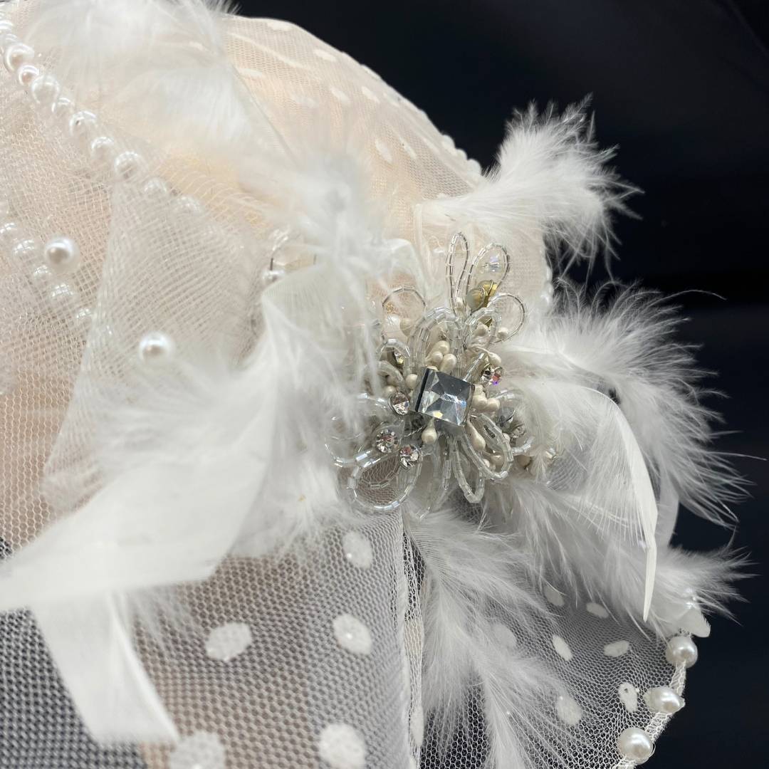 Chapeau Festif Tulle en Blanc