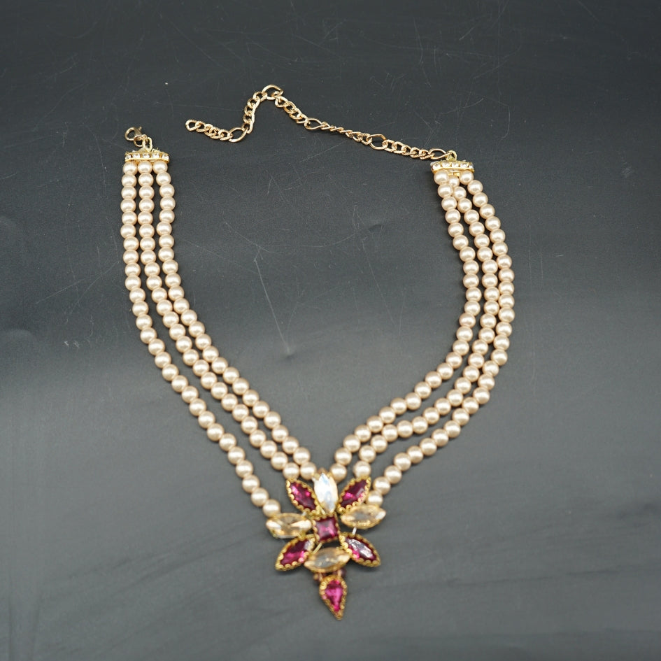 Collier artisanal en perles avec pendentif bijou – set avec boucles