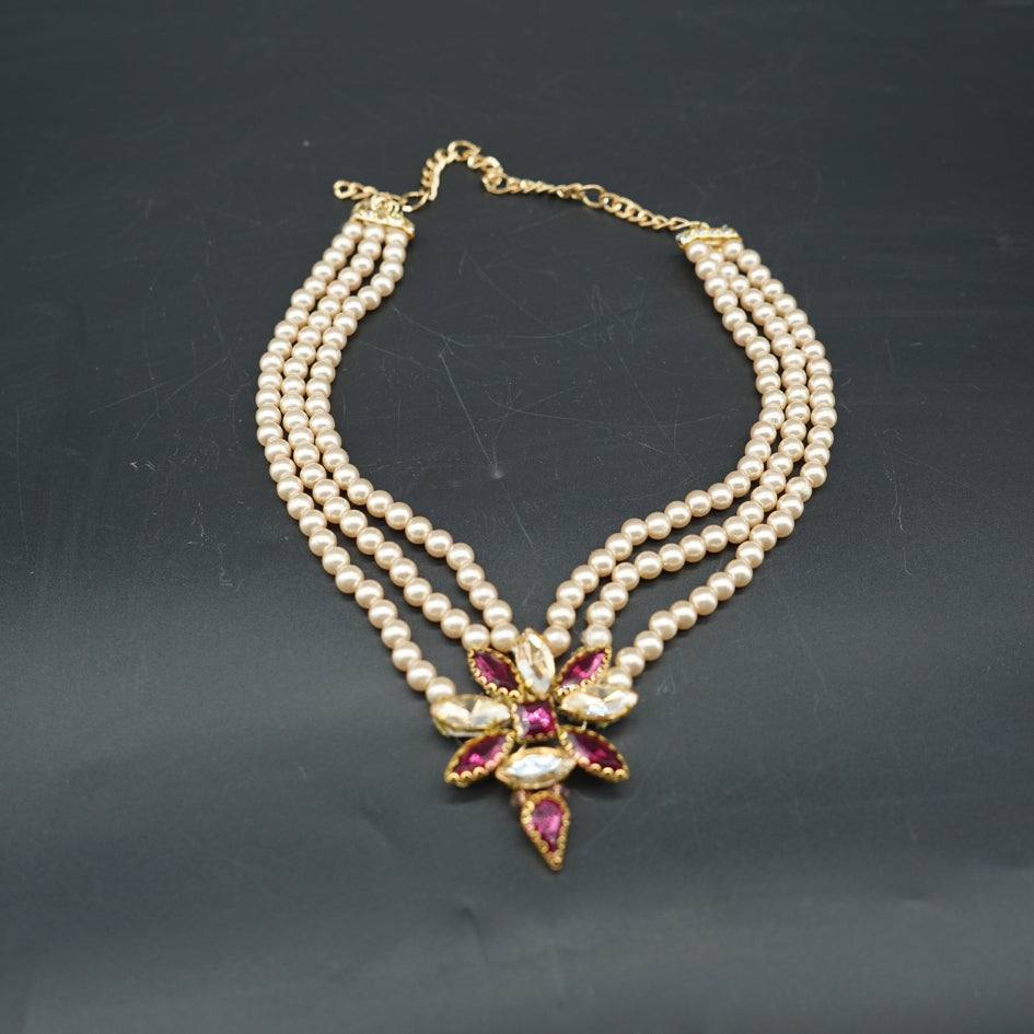Collier artisanal en perles avec pendentif bijou – set avec boucles