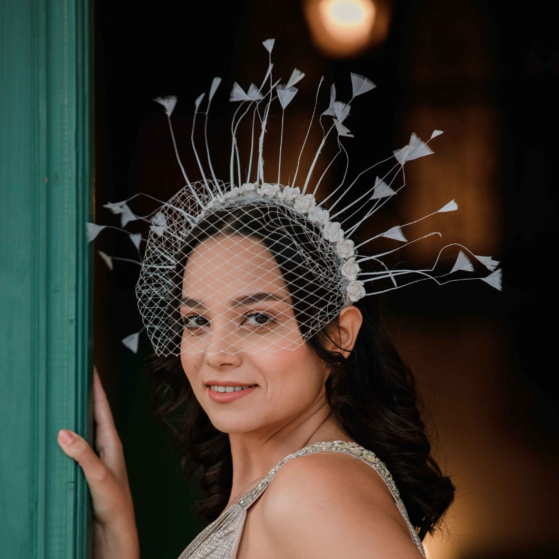Bandeau de mariée avec voile et fleurs