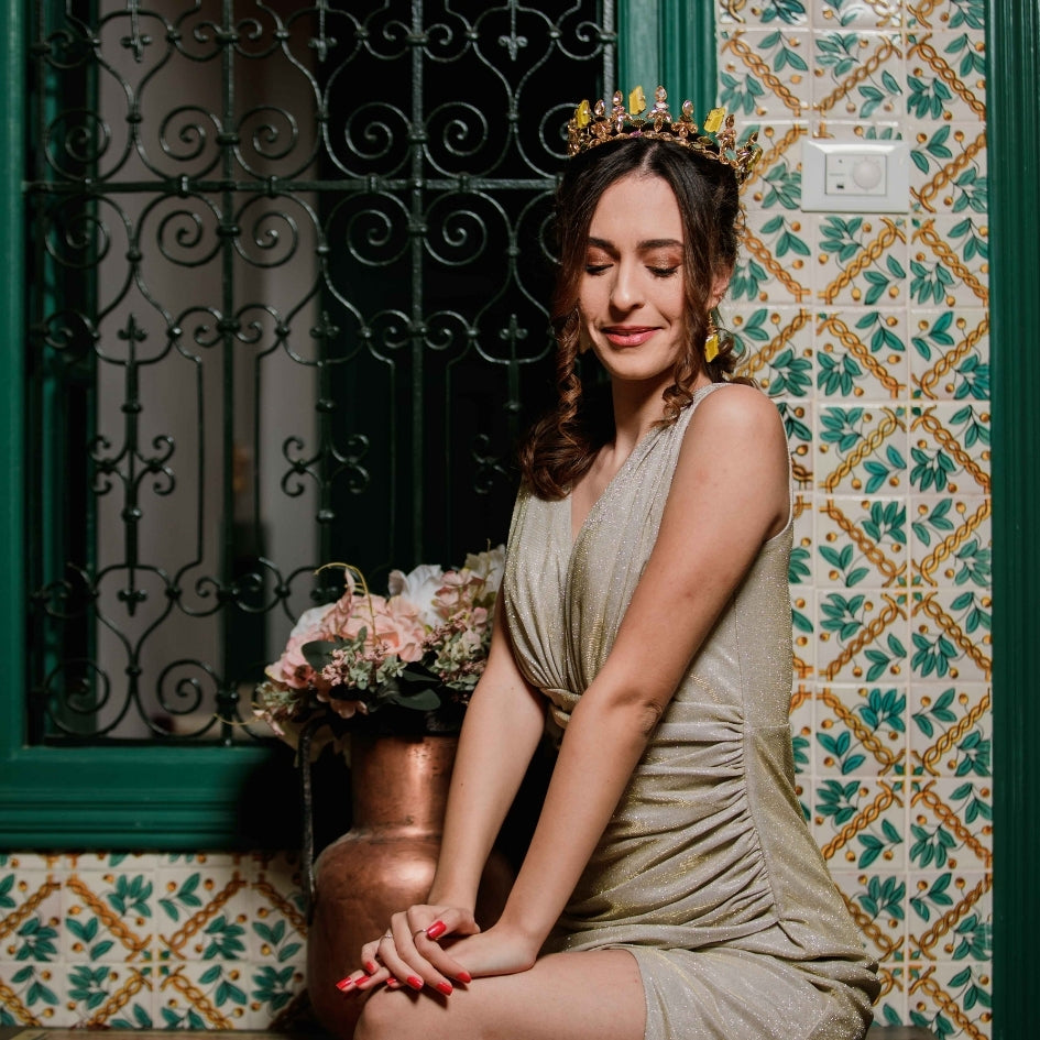 Couronne de mariage avec des perles jeune