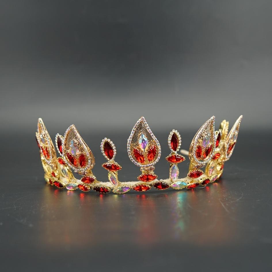 Couronne royale dorée et rouge en strass – Tiare de soirée et mariage