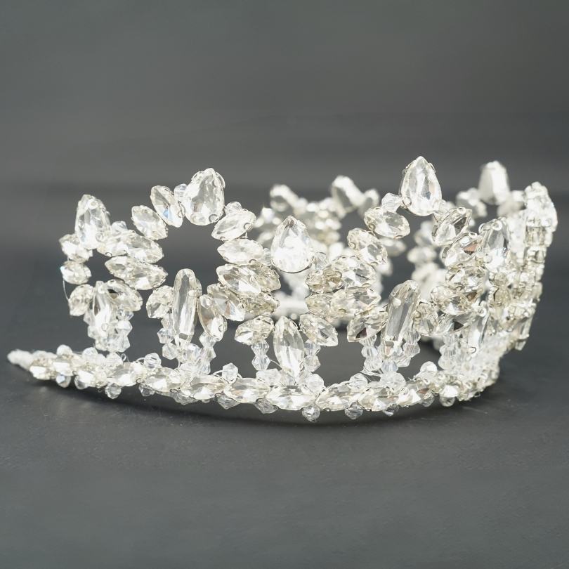 Diadème de mariage en perles et cristal, diadème de mariée, casque de mariage en perles, diadème de mariage en perles, couronne de mariage en cristal, Couronne couleur blanche