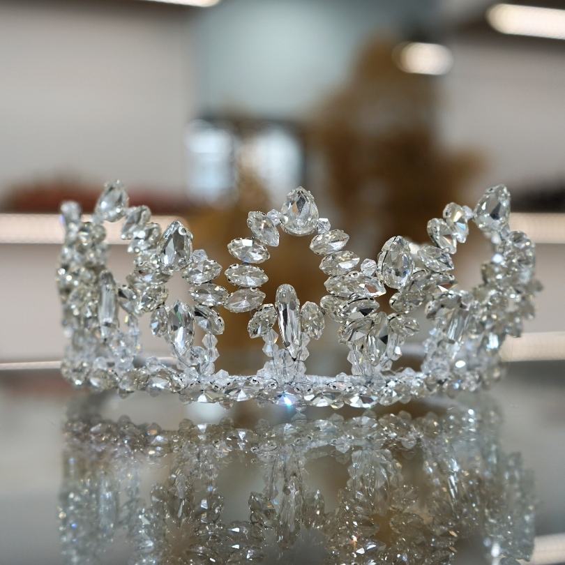 Diadème de mariage en perles et cristal, diadème de mariée, casque de mariage en perles, diadème de mariage en perles, couronne de mariage en cristal, Couronne couleur blanche