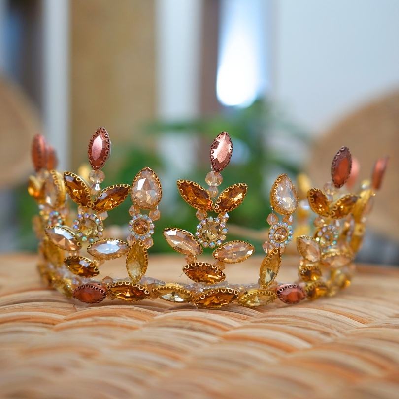 Diadème de mariée diadème en perles d'or avec cristaux et feuilles d'or pour la mariée, morceau de cheveux de mariage, bandeau diadème doré