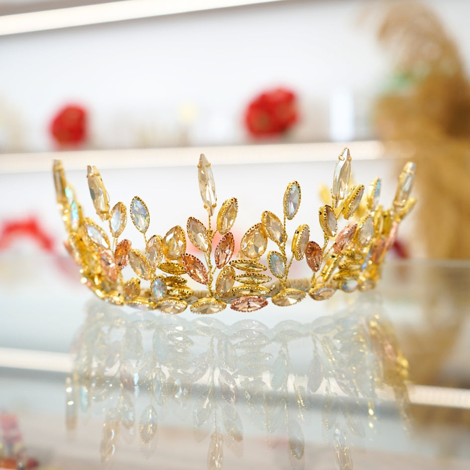 Couronne dorée de mariage