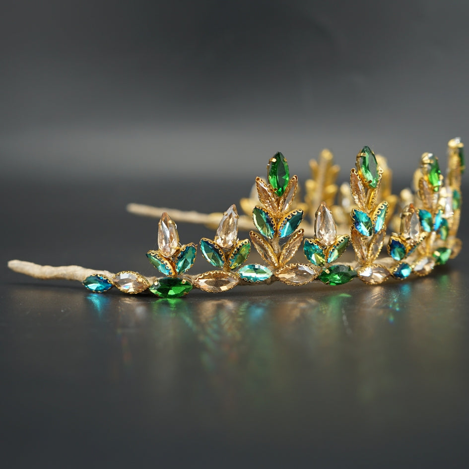 Couronne dorée émeraude – Cristaux vert faits main