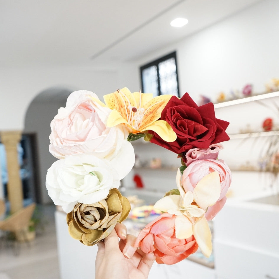 Couronne florale multicolore, accessoire pour mariée et cérémonie