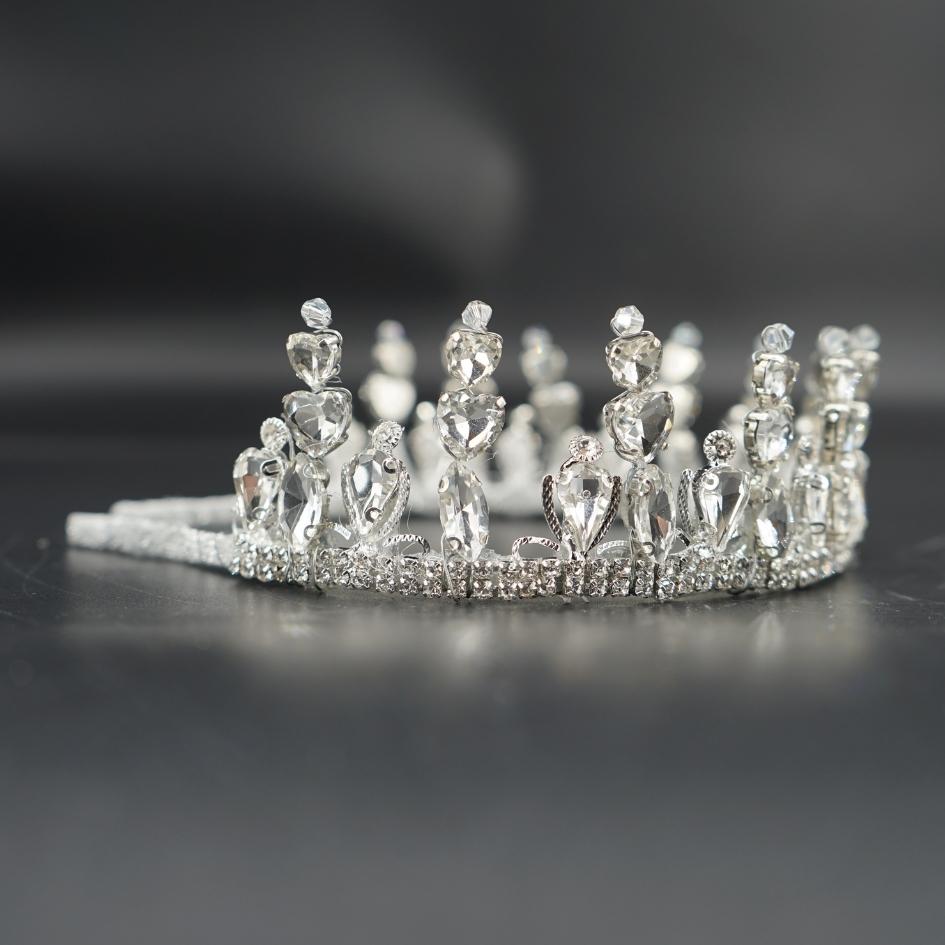 Couronne de mariage modelé cœur couleur blanc