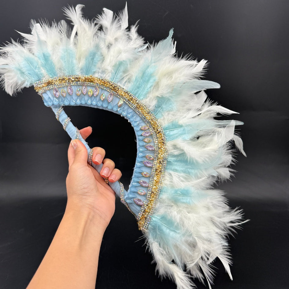 Éventail de mariage bleu avec plumes et strass – Accessoire élégant pour mariée