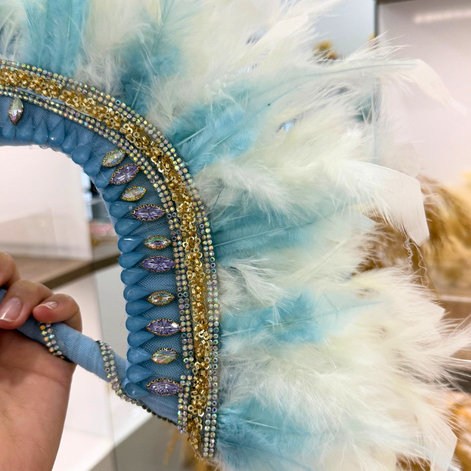 Éventail de mariage bleu avec plumes et strass – Accessoire élégant pour mariée