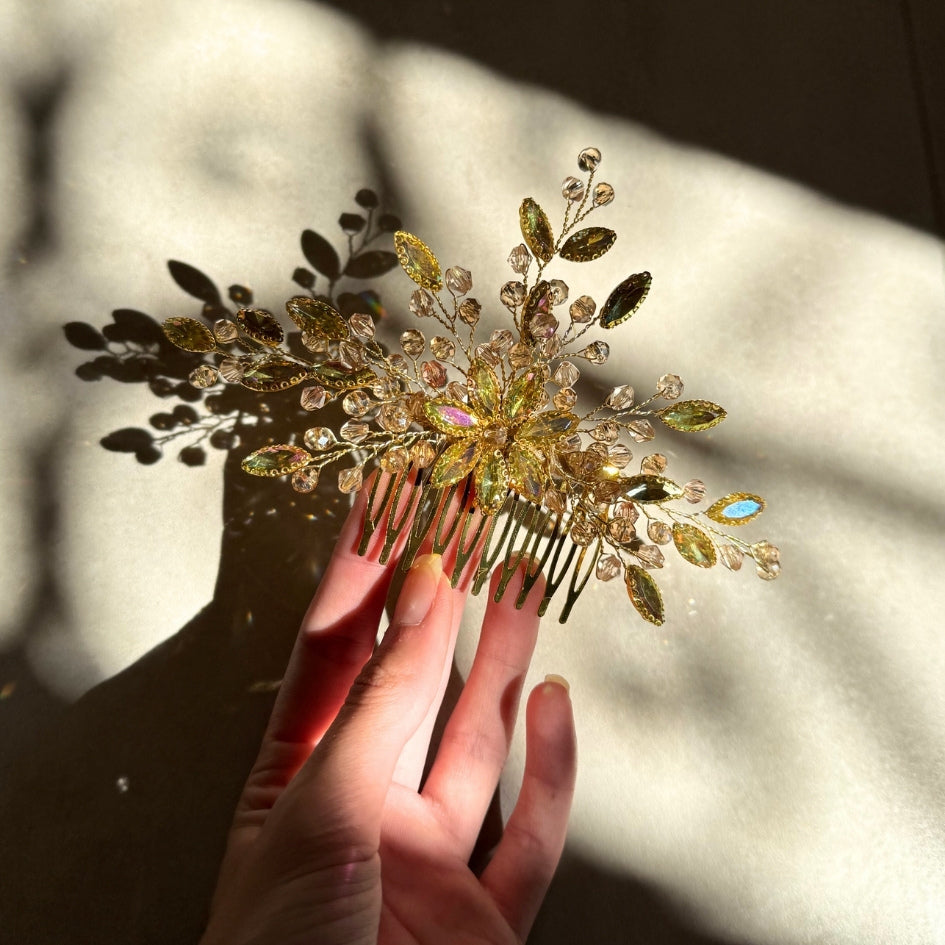 Peigne cheveux strass doré – Coiffure cérémonie ou mariage