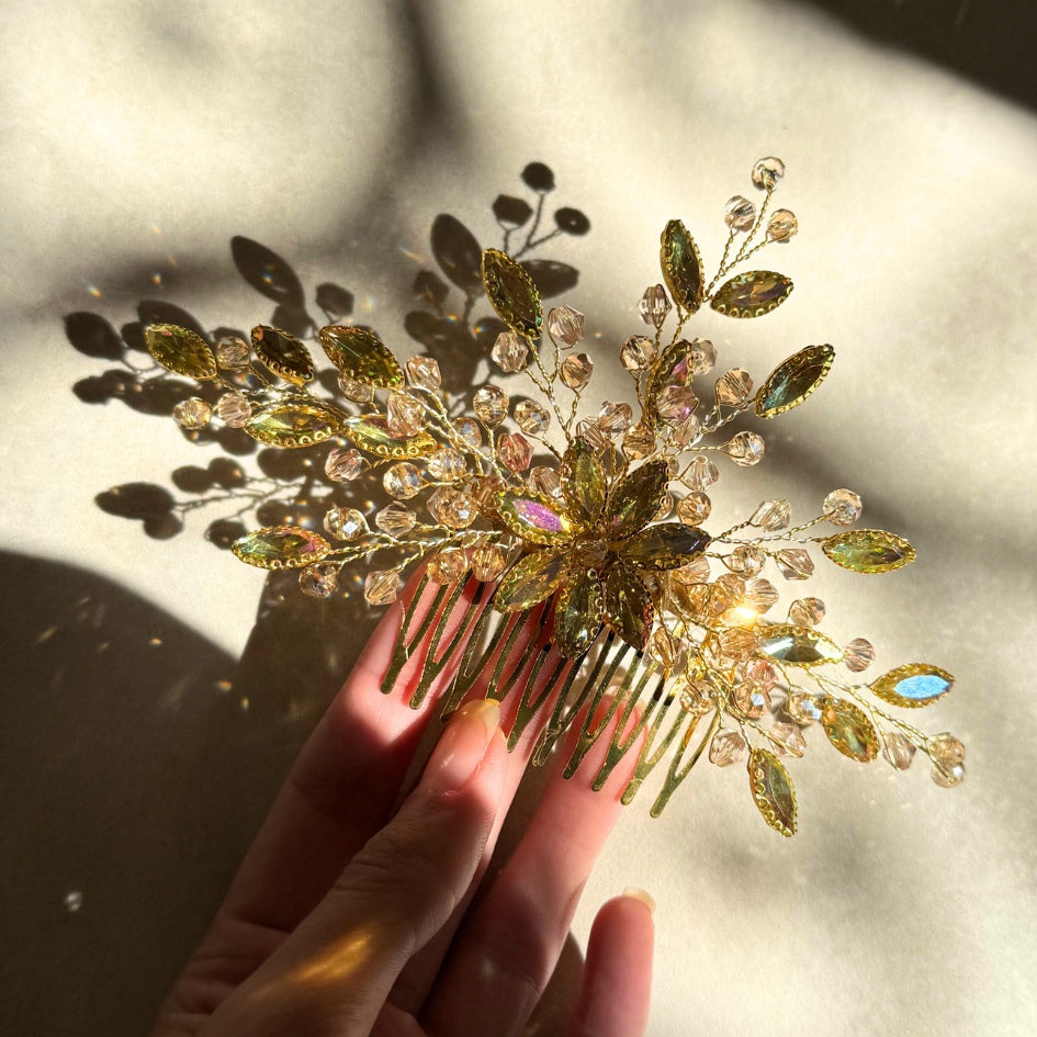 Peigne cheveux strass doré – Coiffure cérémonie ou mariage