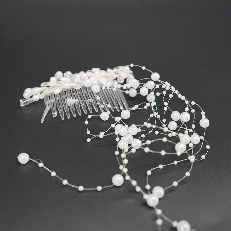 Peigne de Mariage Perles et Fleurs Blanches - Accessoire Cheveux Élégant