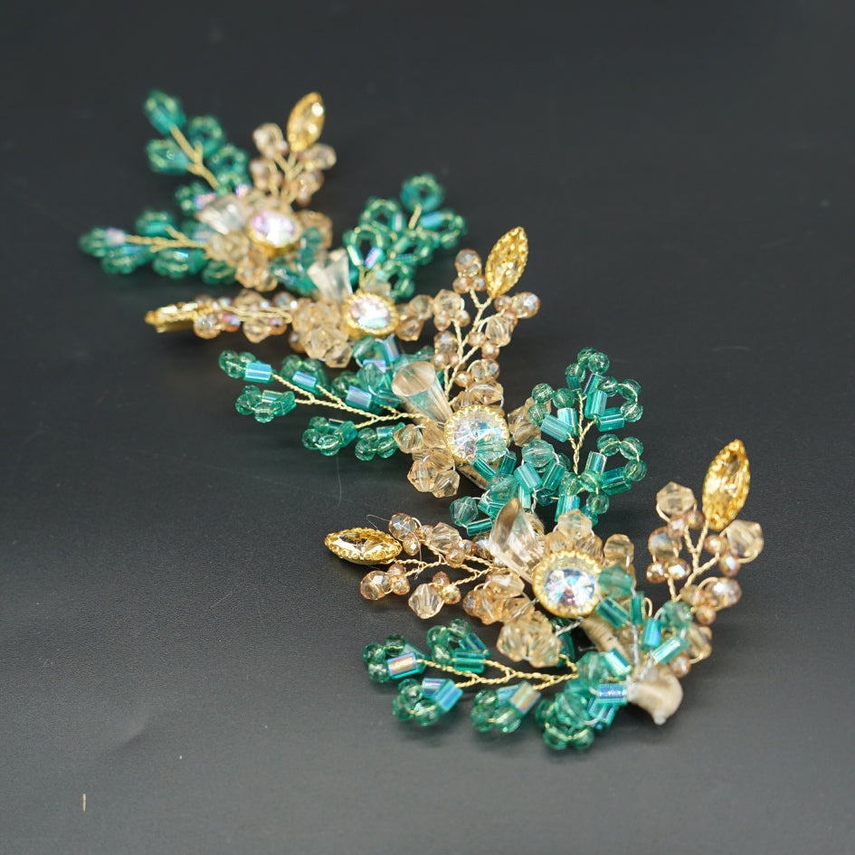 Peigne floral mariage doré & vert – Cristaux irisés faits main