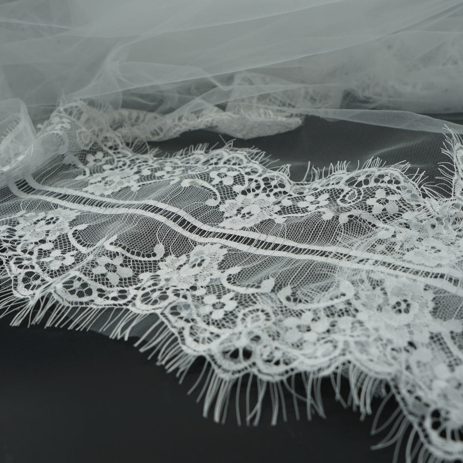 Voile mariée blanc dentelle romantique