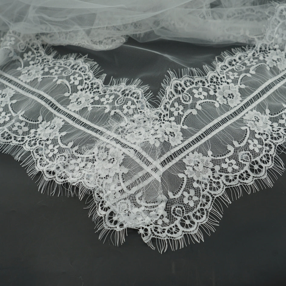 Voile mariée blanc dentelle romantique