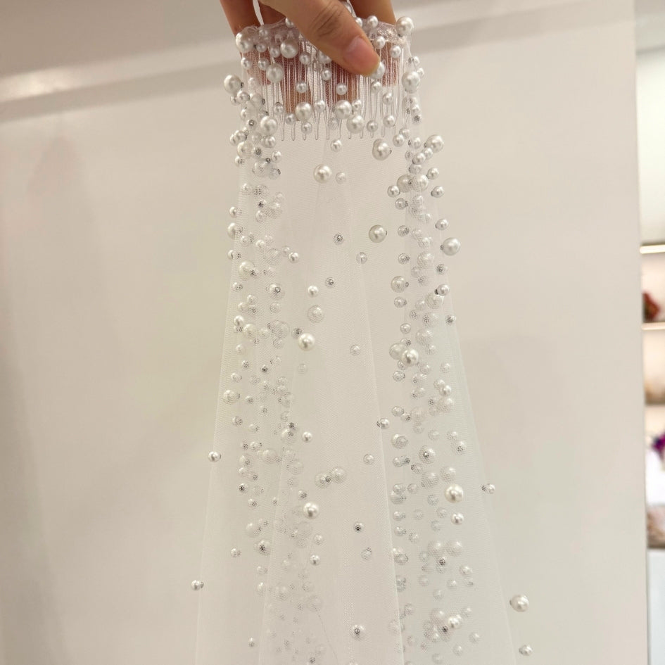 Voile de mariage avec perles et broderie florale